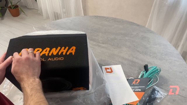 Обзор и установка активного сабвуфер Dl Audio Piranha 6.5A в Ладу Гранта FL