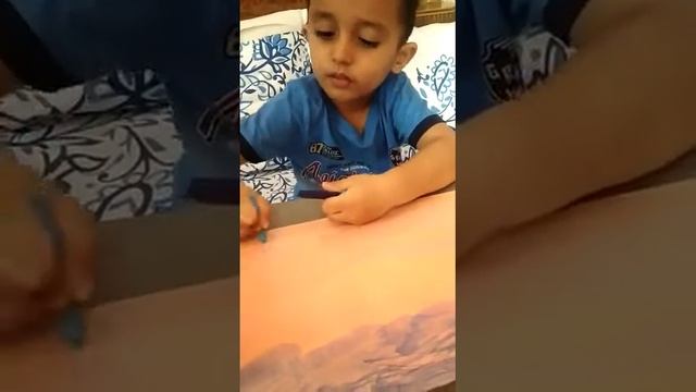 Performance on blue colour day by little master Yatharth from euro Junior смотреть онлайн