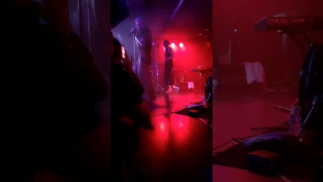 Shortparis в Ростове-на-Дону 2021/06/05 в клубе Mystique ПОЛОМАЛО смотреть онлайн