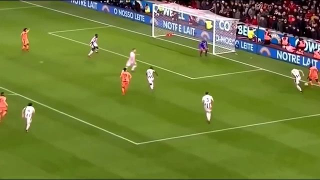 Mohamed Salah-Skills and Goals New Anfield Legend смотреть онлайн
