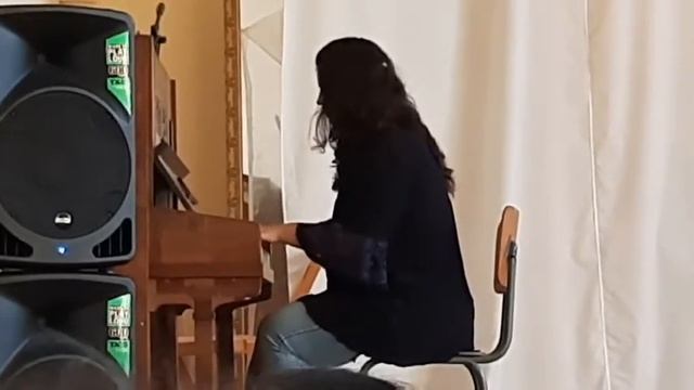 Валс из филма "Мой ласковый и нежный зверь" - Евгений Дога. Изпълнява Ана-Мария Атанасова смотреть онлайн
