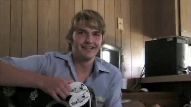 Nolan Biggins playing some of his new songs смотреть онлайн