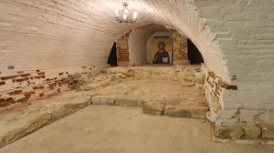 Подклет Богоявленского собора. Богоявленский Старо-Голутвин мужской монастырь в Коломне.