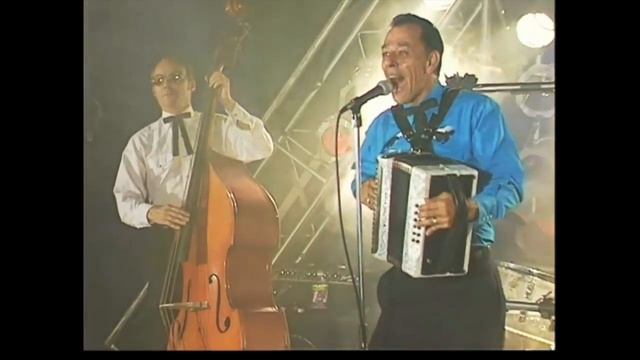 Santiago Jimenez Jr. - El Capiro (En Vivo) смотреть онлайн