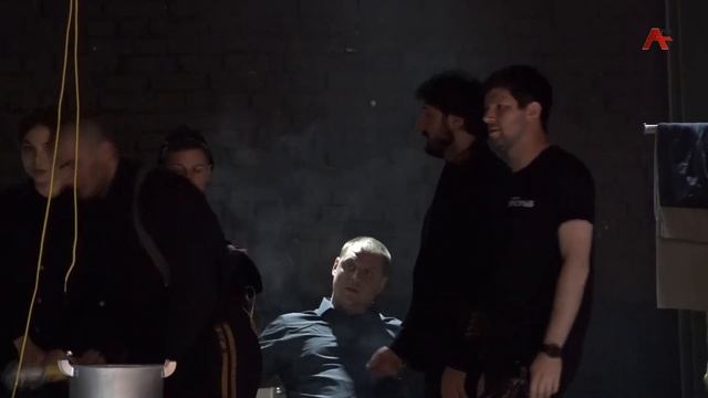 В РУСДРАМе готовятся к очередной премьере спектакля «Роман с кокаином» смотреть онлайн