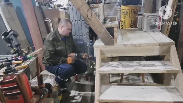 Лестница готова * как собрать лестницу на даче * деревянная лестница в доме смотреть онлайн