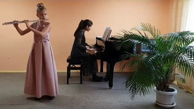 Шматко Полина, 11 лет, флейта, ДДМШ №2 смотреть онлайн