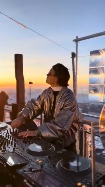 Argy Plays Aria On Top Of Europe ❄️ #melodictechno