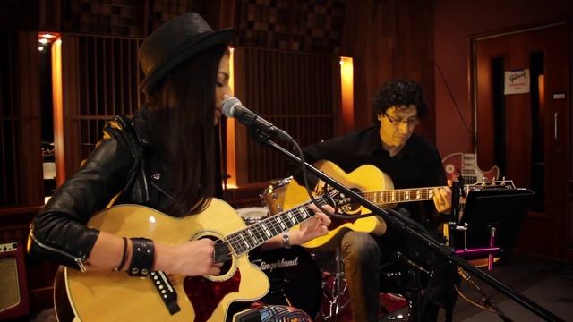 Melissa Jiménez - "Fallin' For You" - Feed The Arts смотреть онлайн