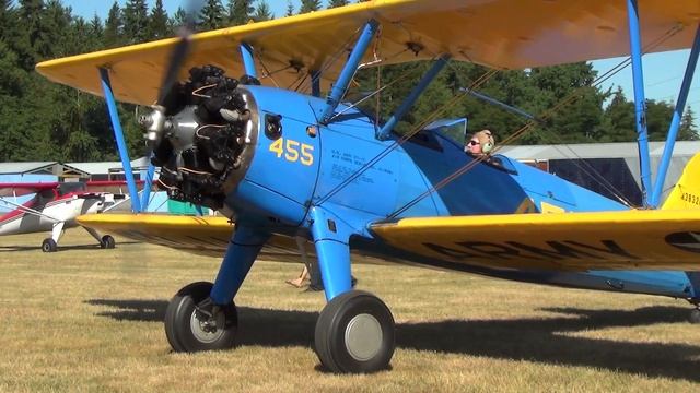 Boeing Stearman Engine Start смотреть онлайн