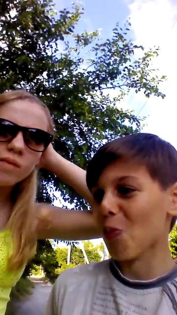 Незрелые фрукты ( Шелковица ) смотреть онлайн