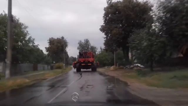 Лебедин перегон сельхозтехники через город смотреть онлайн