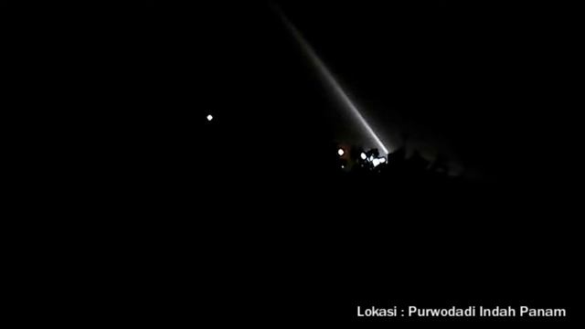 SYMA X5-SW Terbang Malam смотреть онлайн