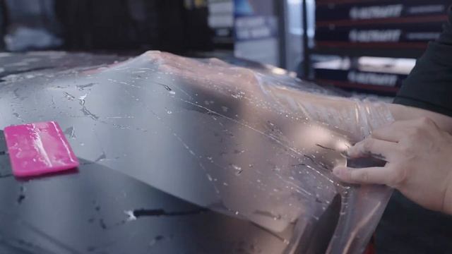 BMW XM LABEL RED TEASER смотреть онлайн