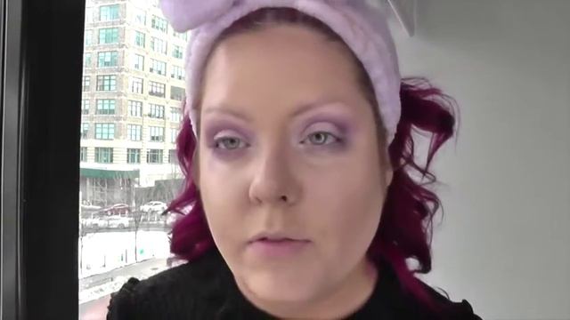 Purple Anna Sui eye look with Michael Costello x Inglot lips tutorial смотреть онлайн