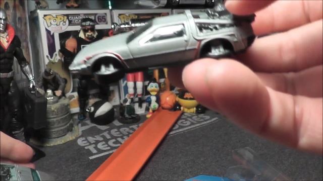 Back To The Future Time Machine in Hover Mode DMC DeLorean 2024 Hot Wheels Review смотреть онлайн
