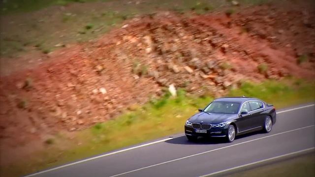New 2016 BMW 750Li xDrive - Driving Scenes смотреть онлайн