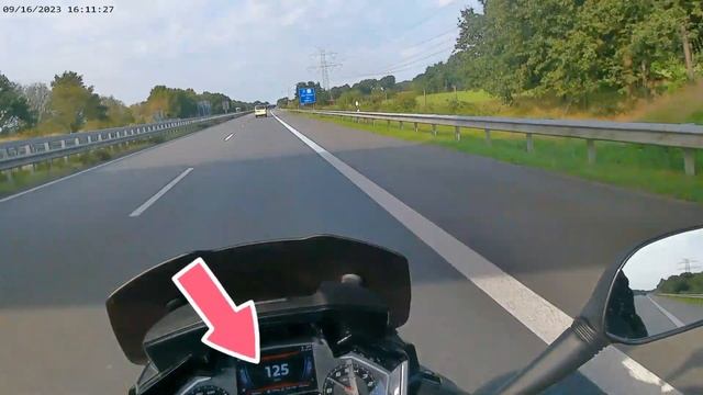 Mit der Peugeot Metropolis Gt auf die Autobahn смотреть онлайн