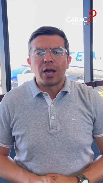 La Selección Colombia viaja de California rumbo a Arizona смотреть онлайн