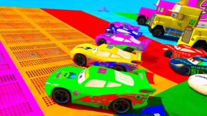 ЧЕЛОВЕК-ПАУК и МОЛНИЯ МАККУИН с МАШИНКАМИ для Детей Веселый Мультик для Малышей