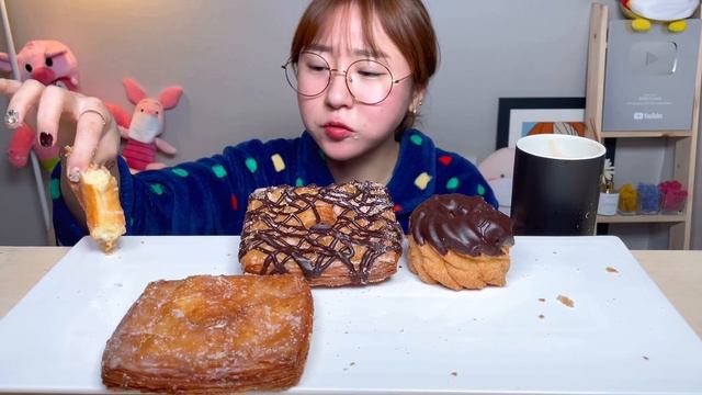 랜디스도넛 크론디 크룰러 텍사스 글레이즈 도넛 디저트 먹방 Dessert Mukbang