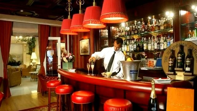 Батыр Ташходжаев.Tungi kafe. Ночное кафе. смотреть онлайн
