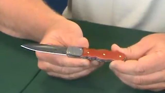 How to Operate the CRKT GlideLock Knife смотреть онлайн