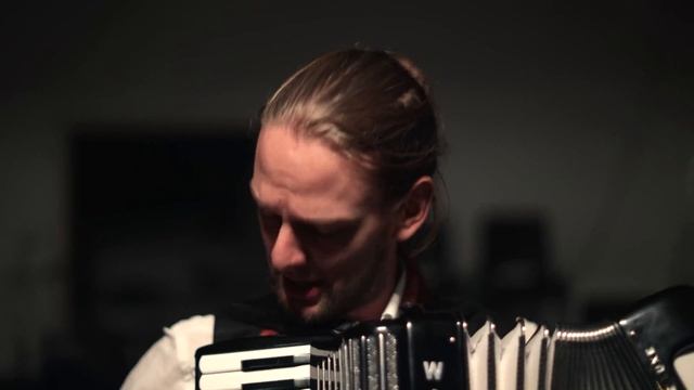 J.R. Bathoorn - Nina Naj Naj // Greek-Turkish-Balkan song смотреть онлайн