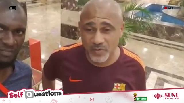 Self'Questions avec Oumar Ben Salah (ex international ivoirien) смотреть онлайн