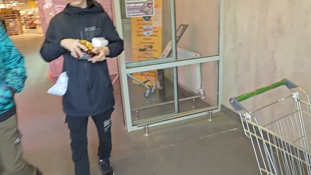 Калуга Фридриха Энгельса 161, вход в Пятак.mp4 смотреть онлайн