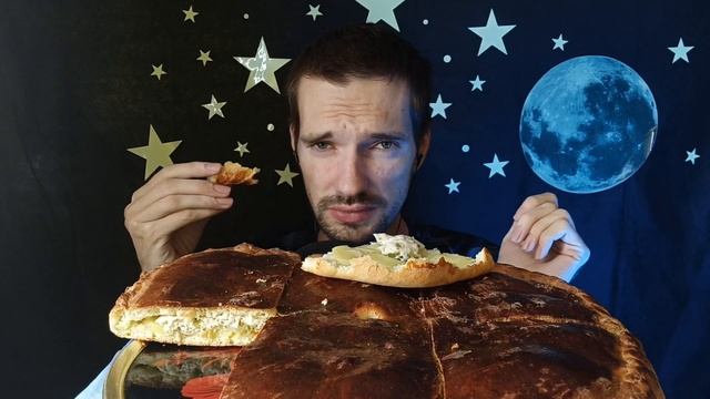 МУКБАНГ МЯСНОЙ ПИРОЖОК / ИТИНГ / АСМР ЕДА смотреть онлайн