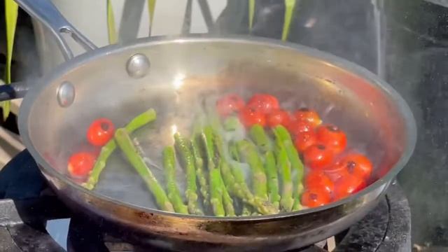 Grilled Asparagus & Cherry Tomato смотреть онлайн