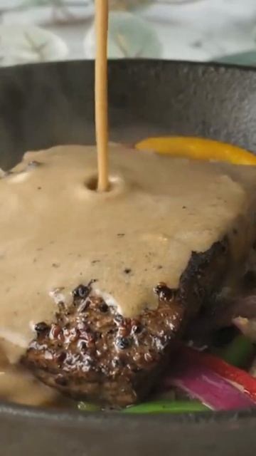 Beef Steak with Black Pepper Sauce Recipe #viralvideo #shorts qurashi смотреть онлайн
