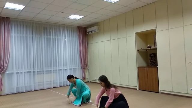 Приветствие индийские танцевальное смотреть онлайн