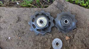 Замена роликов заднего переключателя Shimano Alivo.