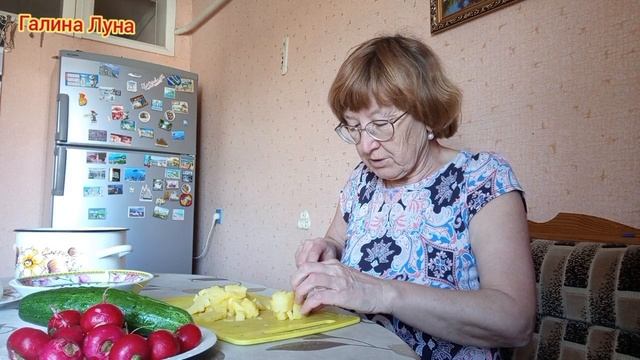 Работы много, кости трещат, значит удачно вышла замуж смотреть онлайн