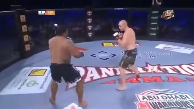 Русский медведь сломал огромного качка смотреть онлайн