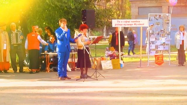 Олександр Богун ведучий на святі вулиць і дворів. Довічна любов до України! Довгинцівський район/ смотреть онлайн