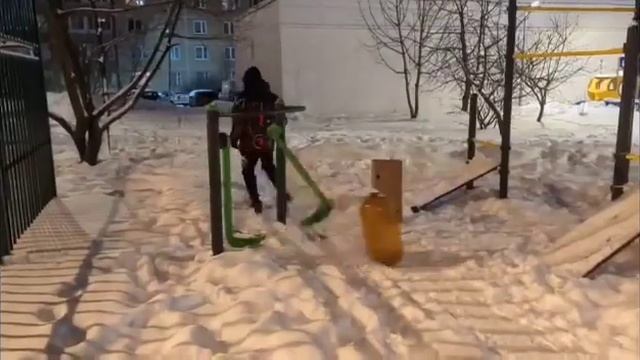 щитпост: это что за х**сосная реклама хаха я пиридумял смотреть онлайн