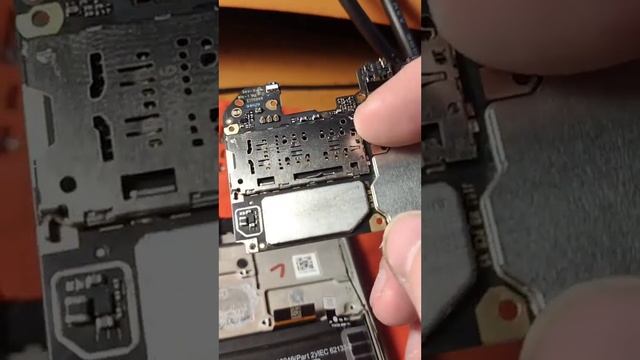 Poco M3/Redmi 9T не включается смотреть онлайн