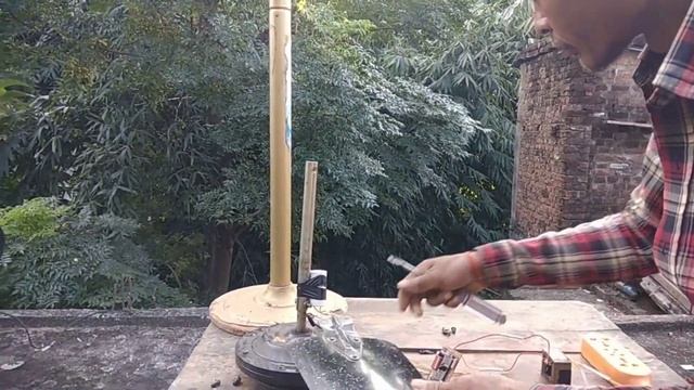 i build wind turbine 220 v generator with fan motor смотреть онлайн