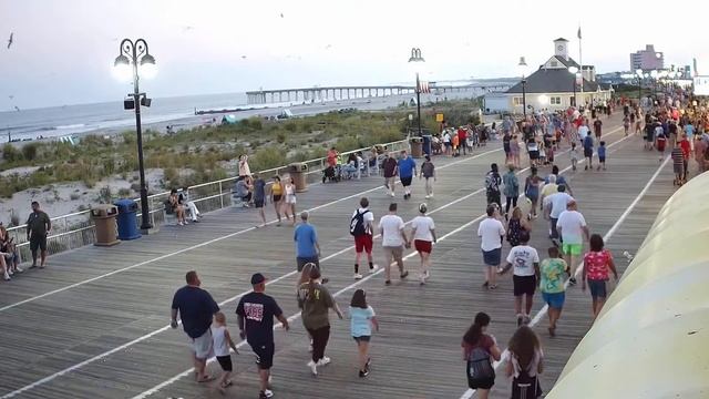 Live Webcam: Ocean City Boardwalk смотреть онлайн