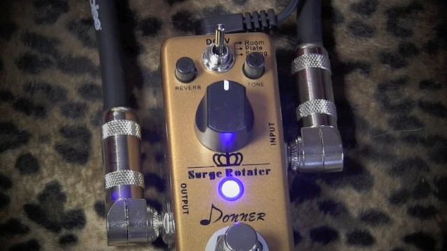 Donner Pedals SURGE ROTATOR micro mini Reverb demo with MJT Strat смотреть онлайн