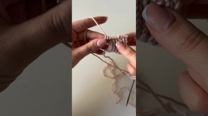 Отверстие в полой резинке