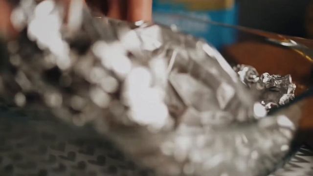 Як запекти скумбрію у фользі | Рецепт запеченої риби смотреть онлайн