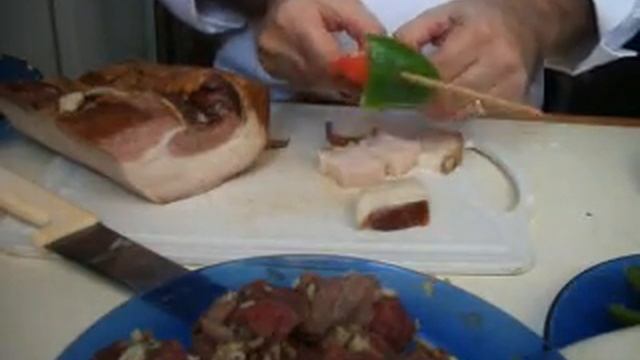 BROCHETTE DE FILÉT MIGNON смотреть онлайн