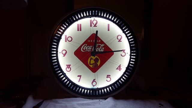 Coca-Cola neon clock (spinner) 1930's смотреть онлайн