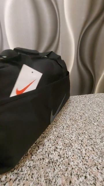 Обзор спортивной сумки Nike смотреть онлайн