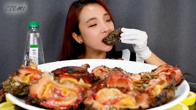 [Mukbang]🌊바다를 통쨰로 담은 자연산 돌멍게 먹방!😋(멍게의 왕! 대박 맛있어🤤)👍Sea Pineapple Raw Sea Food SPOON WORM ASMR | 쎄미 смотреть онлайн