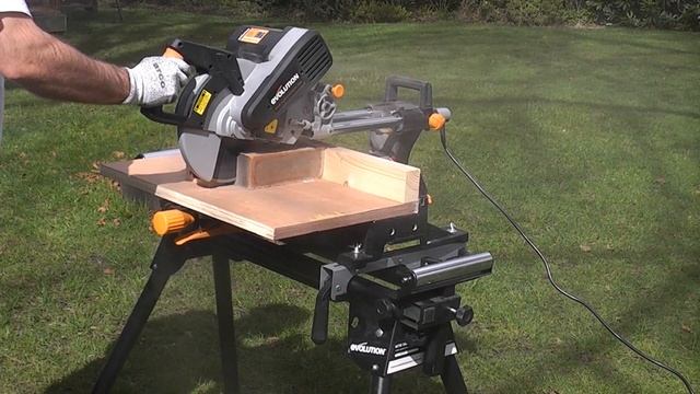 How to cut a brick in half lengthways | cut brick slips смотреть онлайн